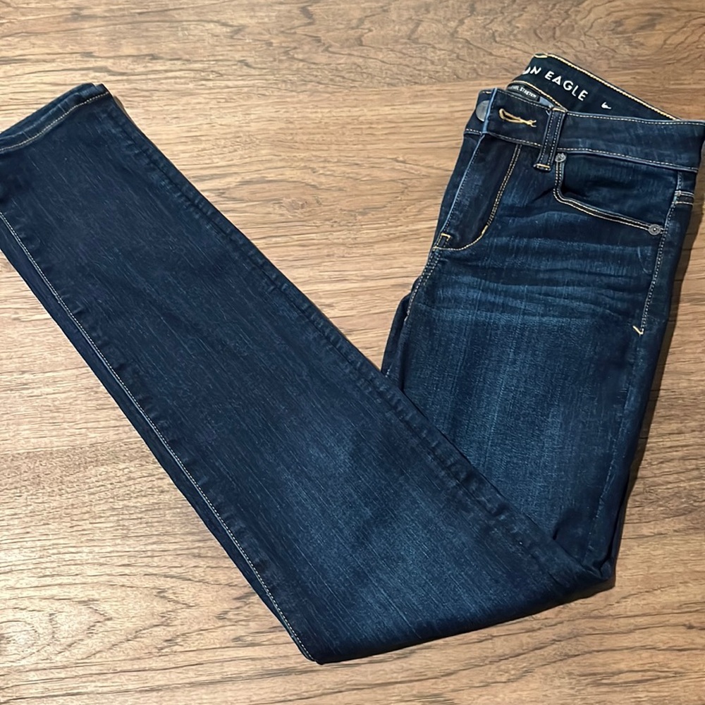 Like new American eagle skinny jeans, size 2